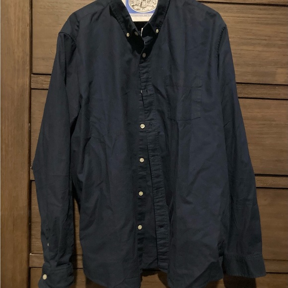 Men’s navy blue gap long sleeve casual x large dress shirt - Picture 3 of 6
